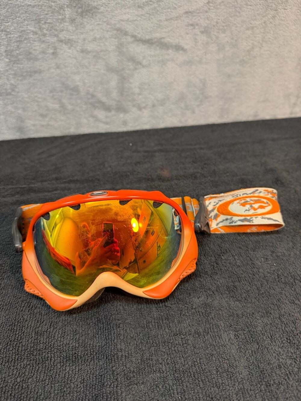 Oakley Wisdom Orange Snow Ski Goggles Gold Iridium Mirror Lens